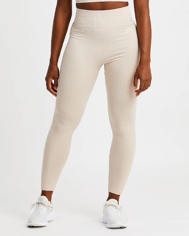 Luxe Seamless Leggings - Sand Fashionable Fitted Workout Leggings