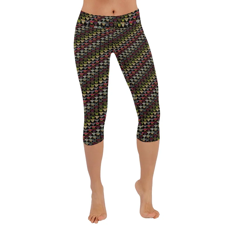 “Butterfly Flourish Black and Yellow” Women’s Festival Capri Leggings Trendy Ombre Effect Leggings