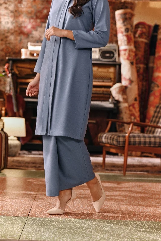 The Akar Kita Women Folded Skirt - Coronet Blue lace skirt elegant