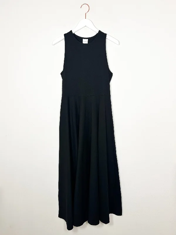 Kowtow - Rise Dress - Black Tunics Satin smooth
