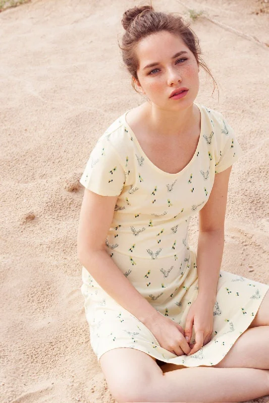 Isabel dress in light yellow. Tunics Solid Classic