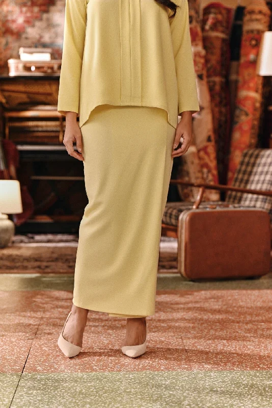 The Akar Kita Women Folded Skirt - Mellow Yellow lace skirt intricate