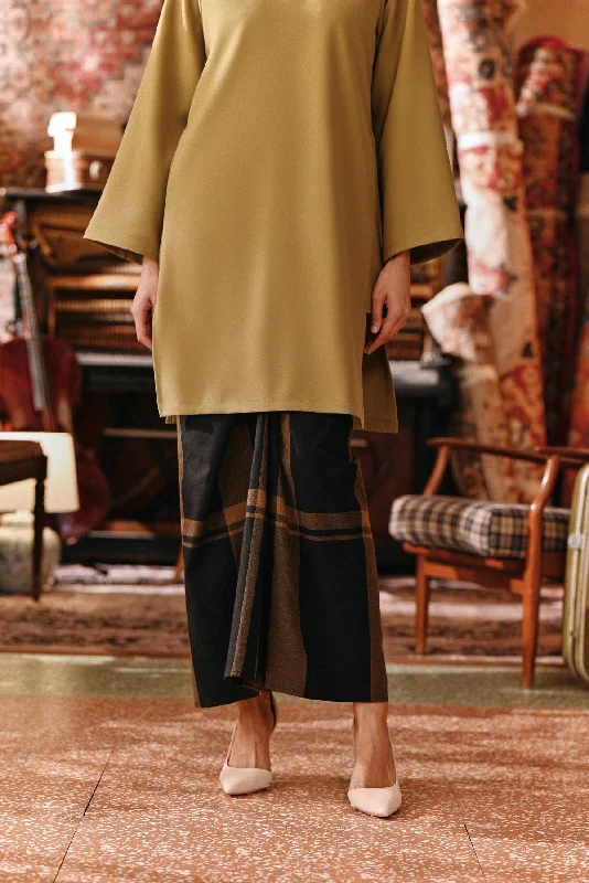 The Akar Kita Women Wrap Skirt - Rustique cotton skirt soft