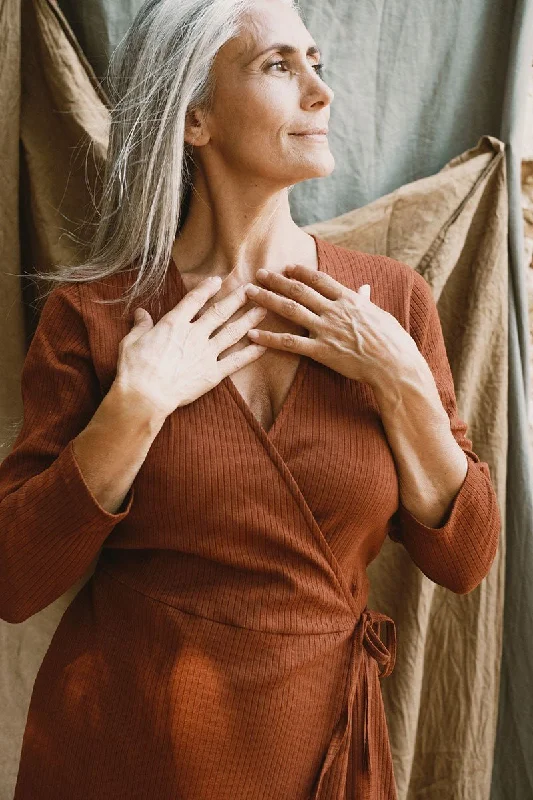 Janette Crossover Dress Garnet Agate Turtleneck Warm Winter