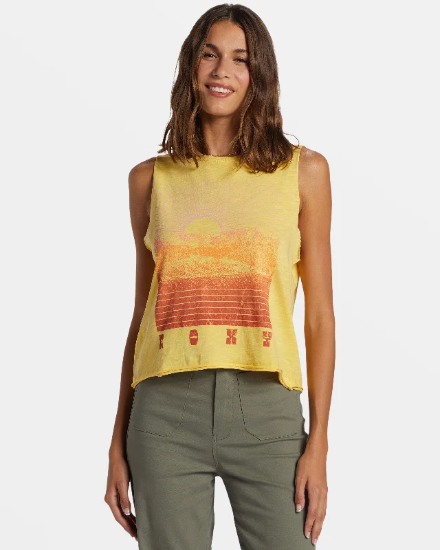 Paradise Peaks HLMT 2.0 Cropped Tank Top - Cornsilk mint tank top