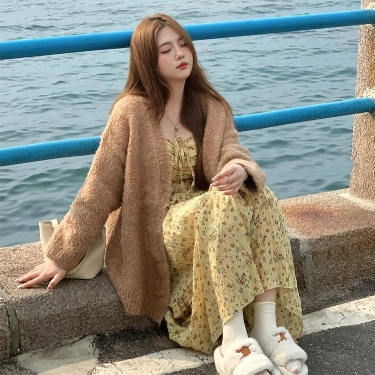 Brown coat & floral yellow dress seaside style fall outfit LL-618 Herringbone Houndstooth Plaid