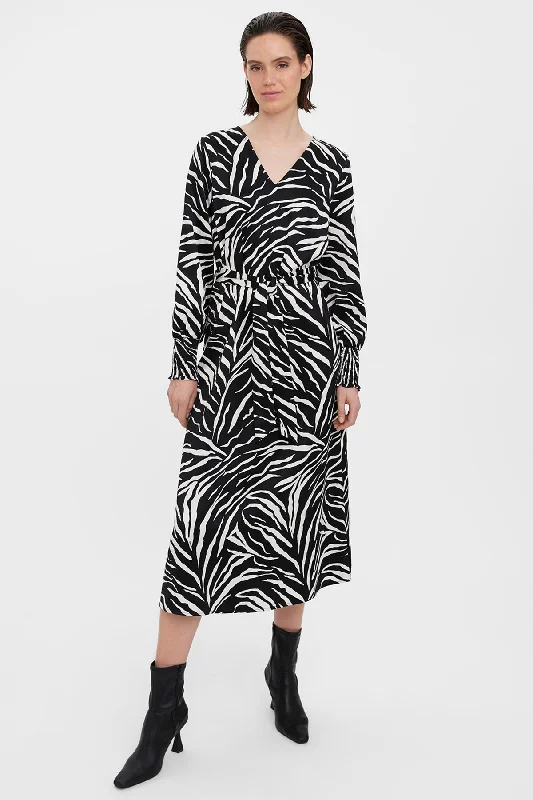 Liva Dress in Animal Print